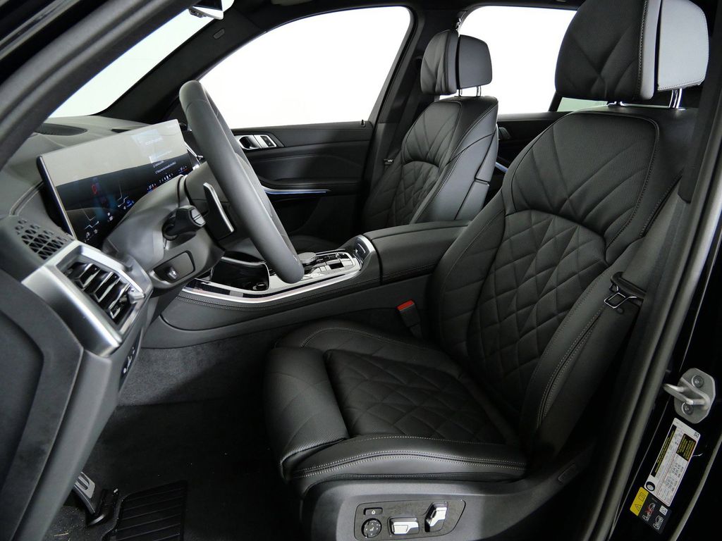 Thumbnail: 2026 BMW X5 - 41