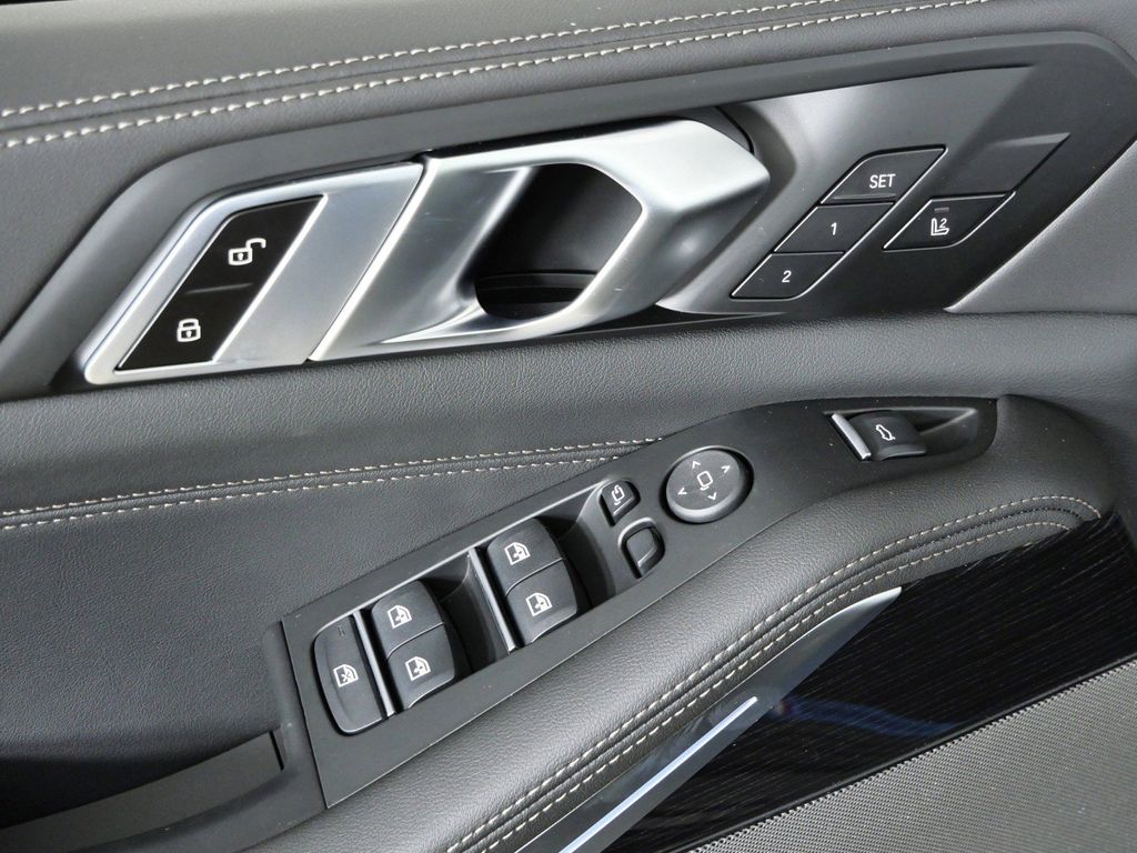 Thumbnail: 2026 BMW X5 - 42
