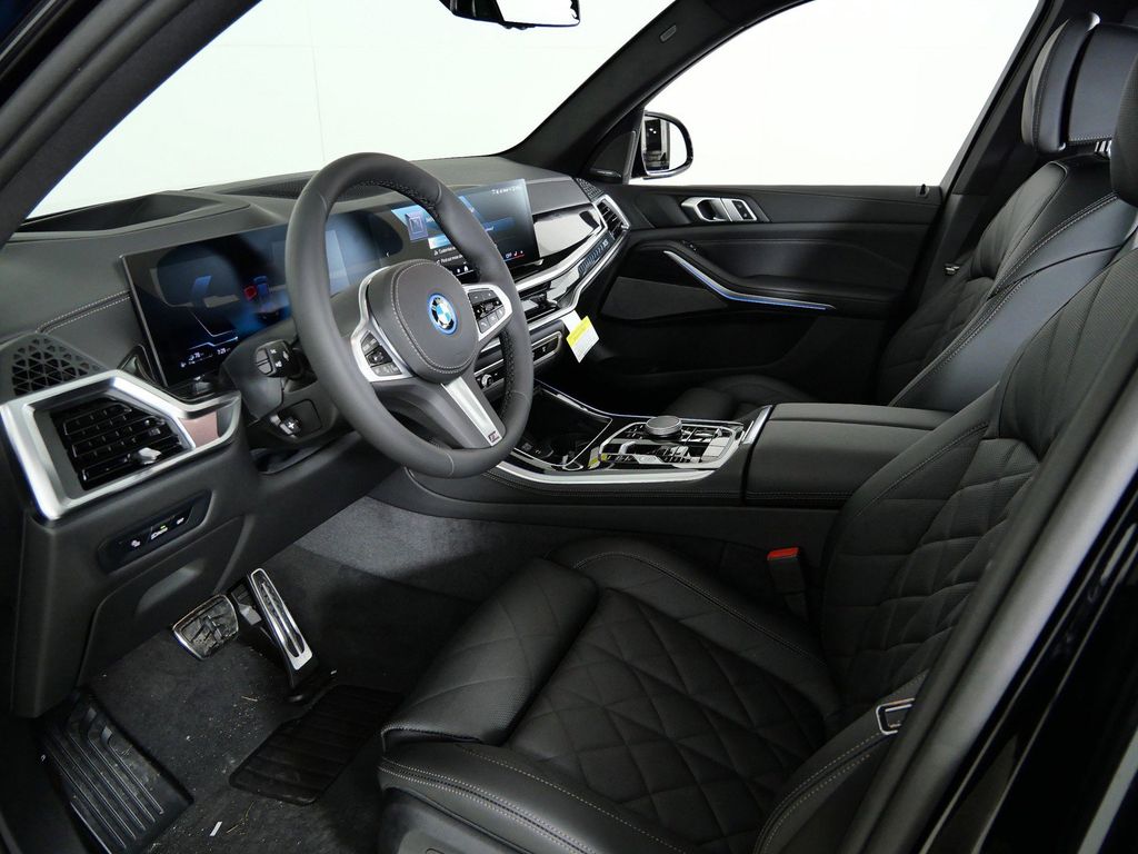 Thumbnail: 2026 BMW X5 - 40