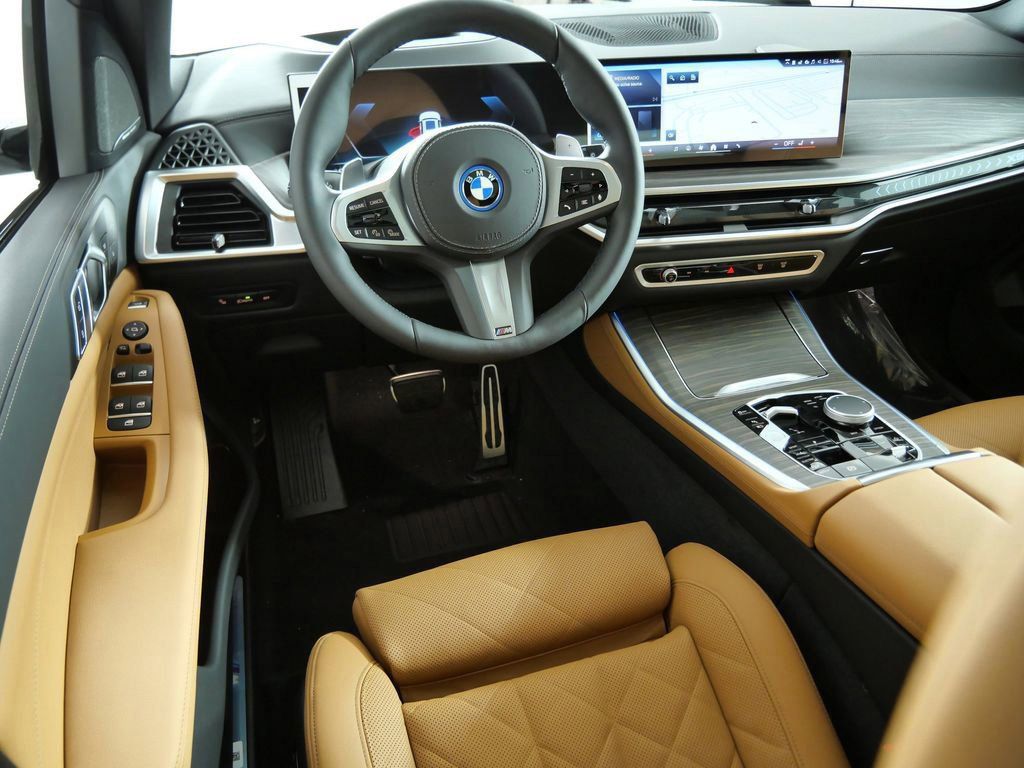 Thumbnail: 2026 BMW X5 - 2