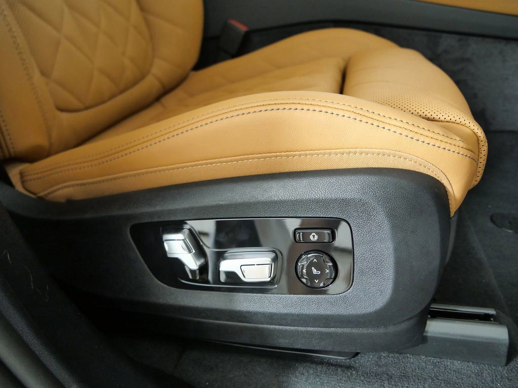Thumbnail: 2026 BMW X5 - 26
