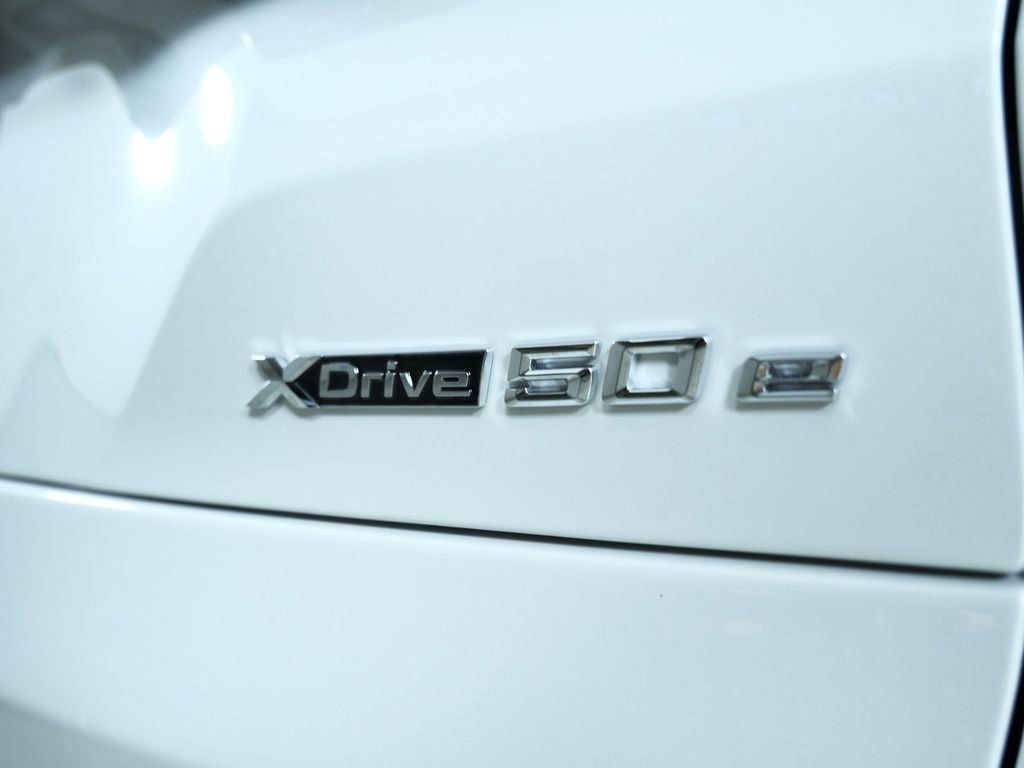 Thumbnail: 2026 BMW X5 - 7