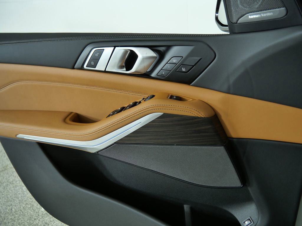 Thumbnail: 2026 BMW X5 - 44