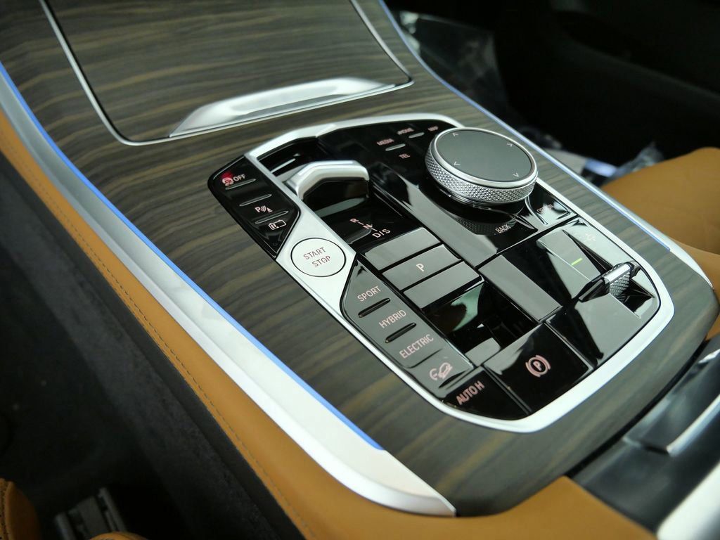 Thumbnail: 2026 BMW X5 - 35