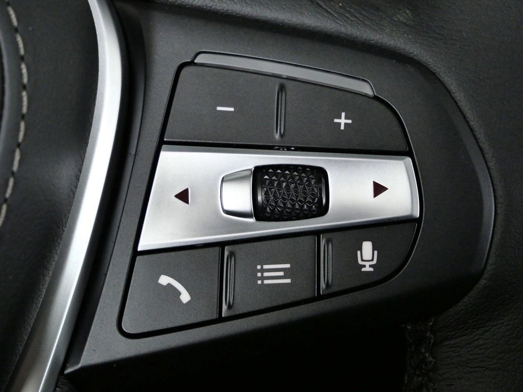 Thumbnail: 2026 BMW X5 - 44