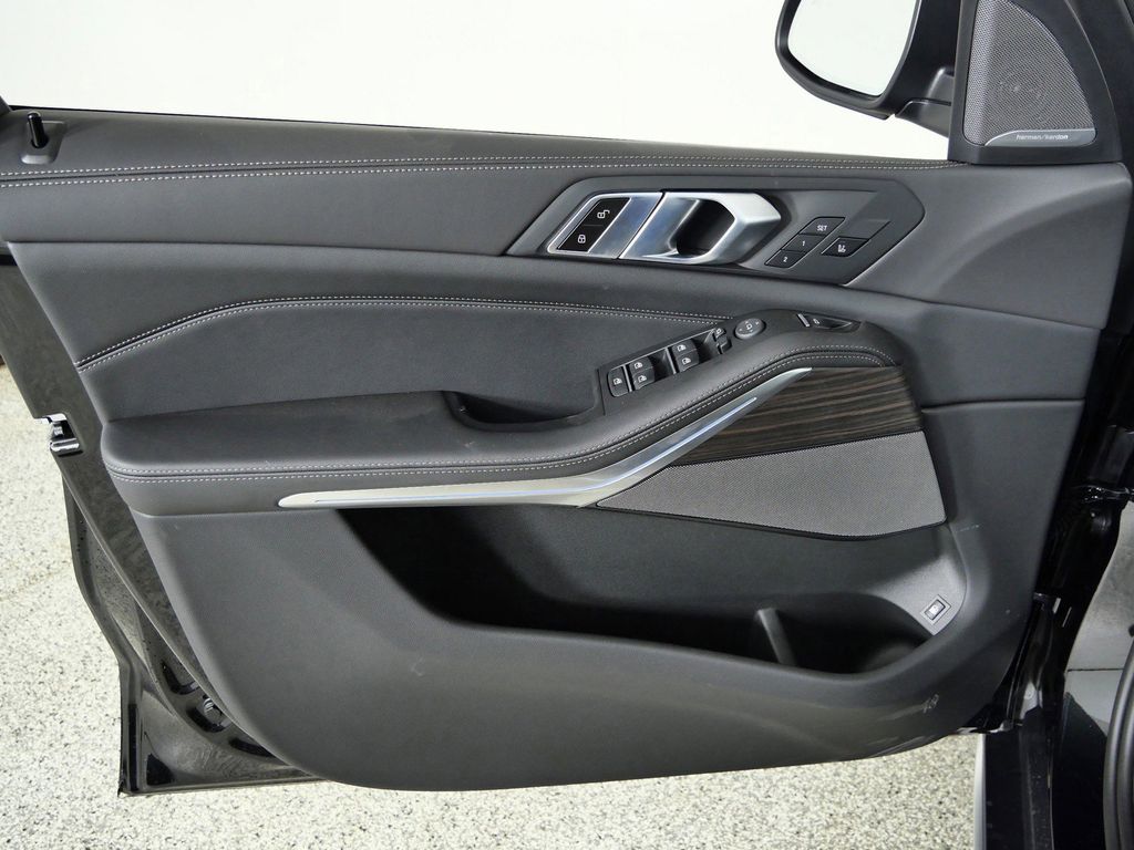 Thumbnail: 2026 BMW X5 - 36