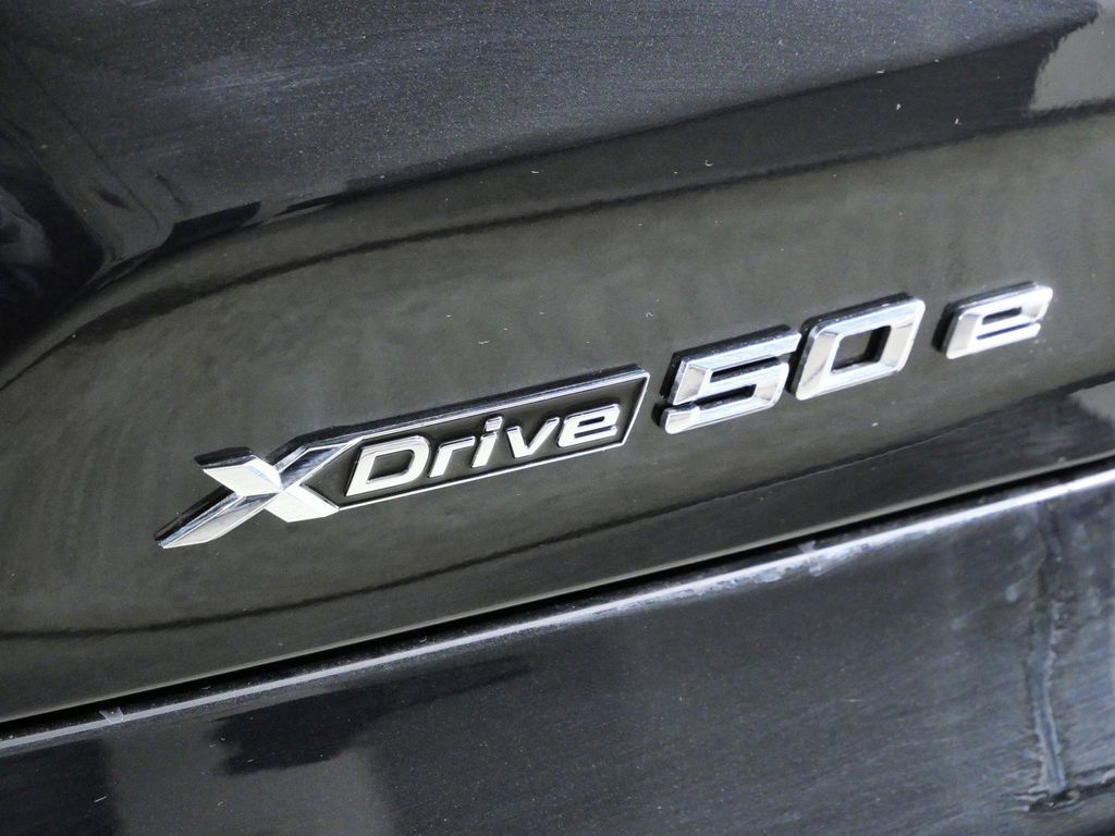 Thumbnail: 2026 BMW X5 - 22