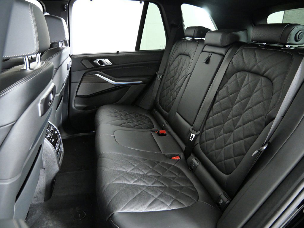 Thumbnail: 2026 BMW X5 - 35
