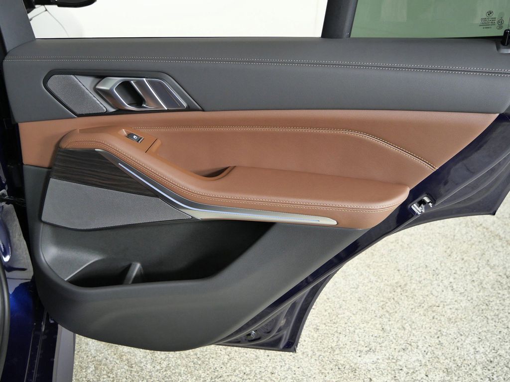 Thumbnail: 2026 BMW X5 - 32