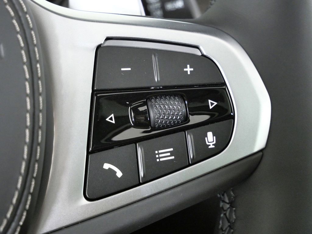 Thumbnail: 2026 BMW X5 - 46