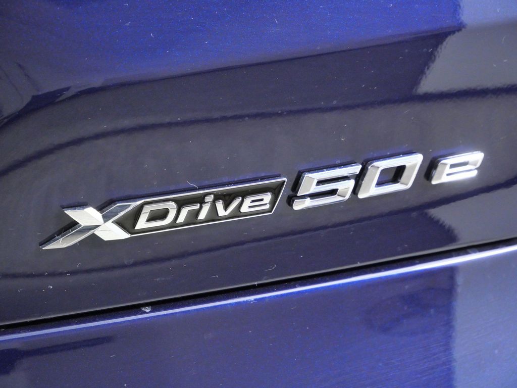 Thumbnail: 2026 BMW X5 - 22