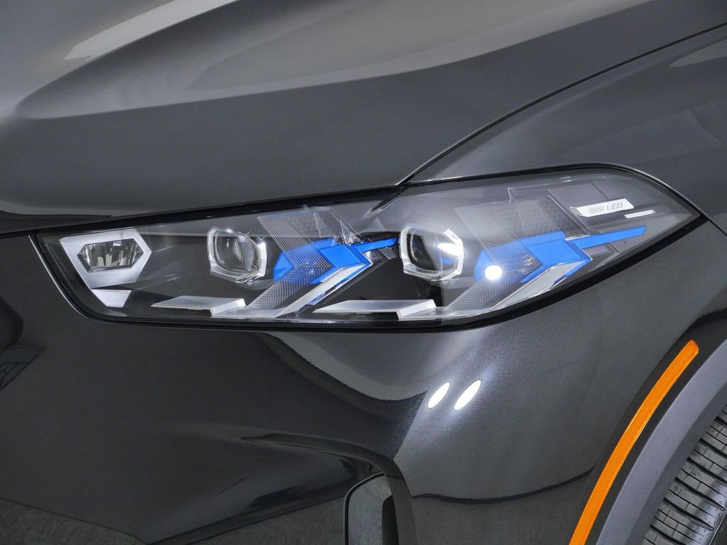 Thumbnail: 2026 BMW X5 - 17