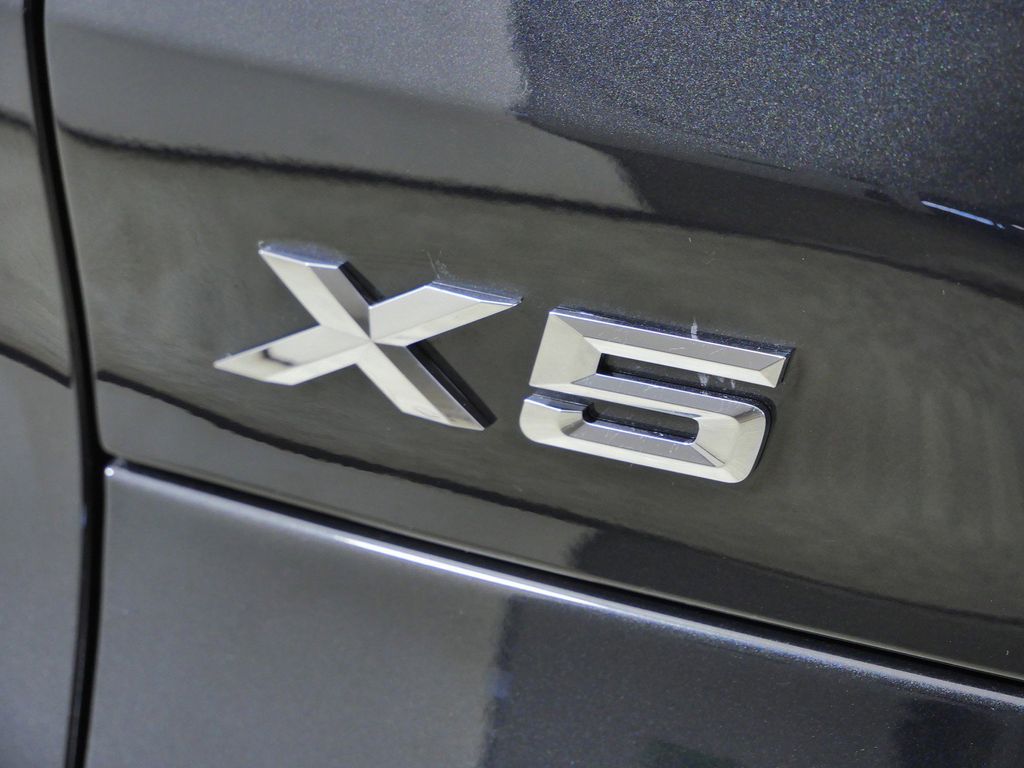 Thumbnail: 2026 BMW X5 - 23