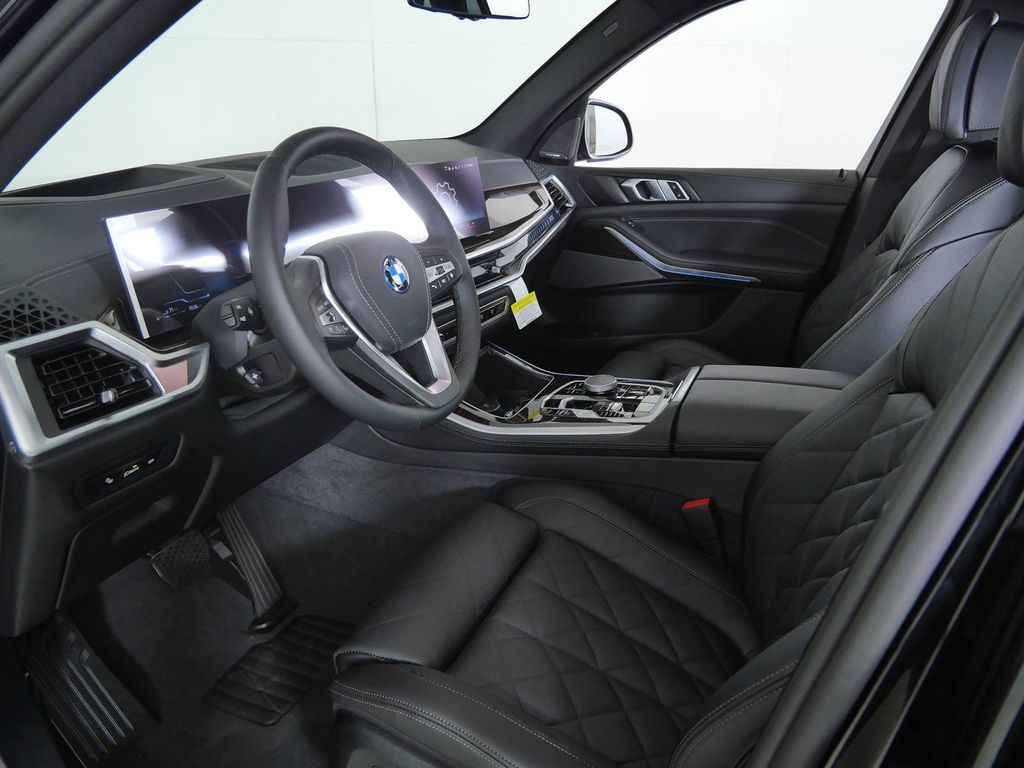 Thumbnail: 2026 BMW X5 - 40
