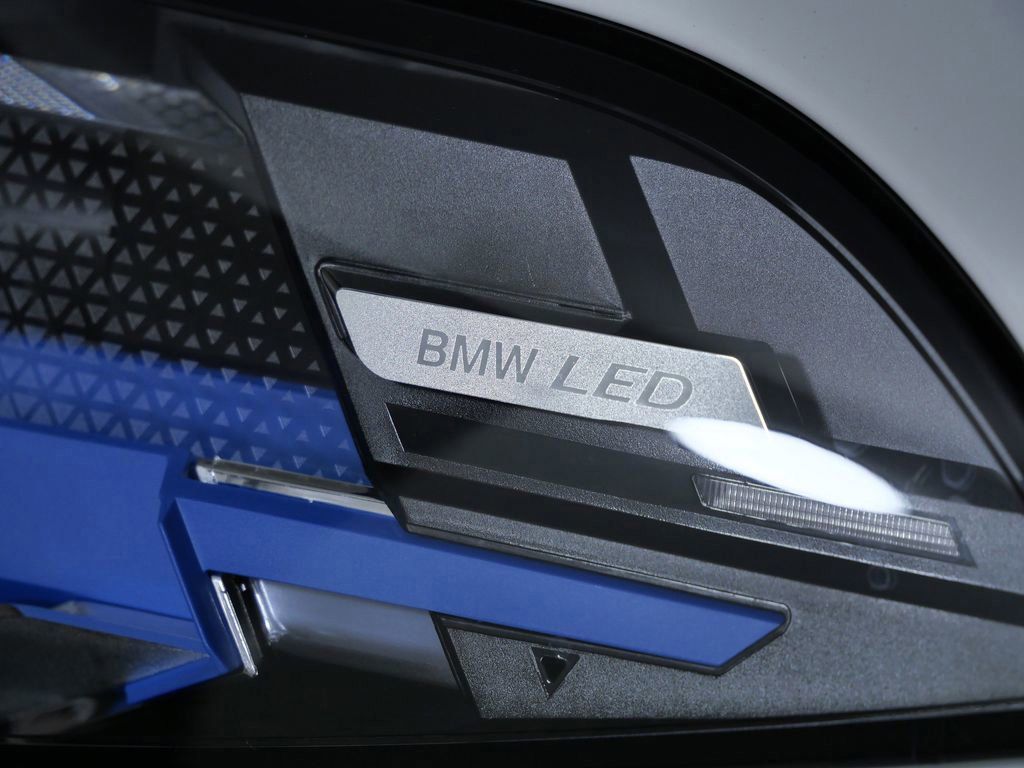 Thumbnail: 2026 BMW X5 - 19