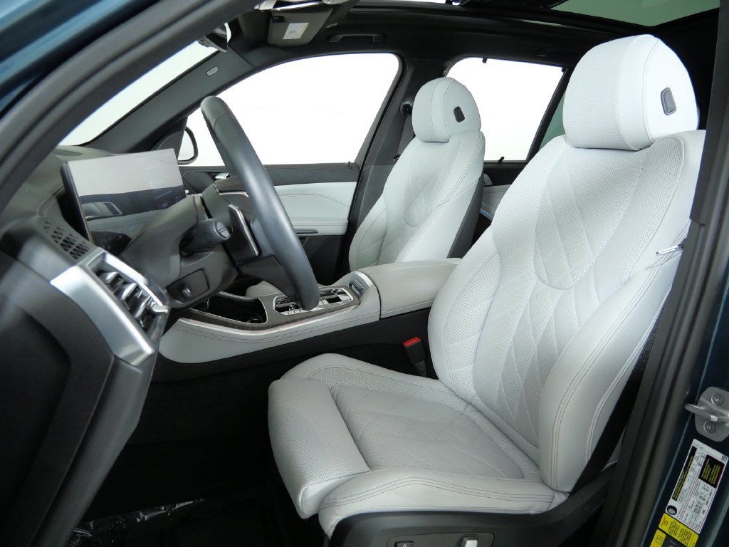 Thumbnail: 2024 BMW X5 - 42
