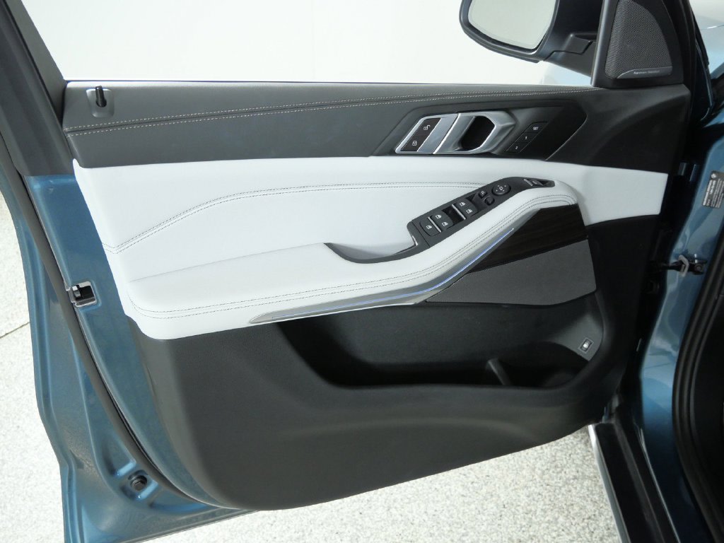 Thumbnail: 2024 BMW X5 - 40