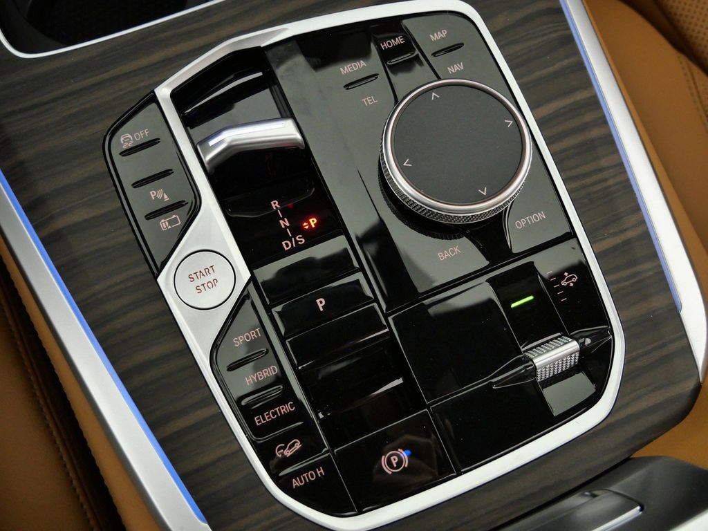Thumbnail: 2026 BMW X5 - 51