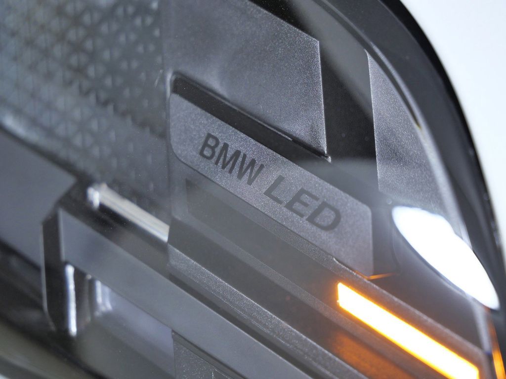 Thumbnail: 2026 BMW X5 - 18