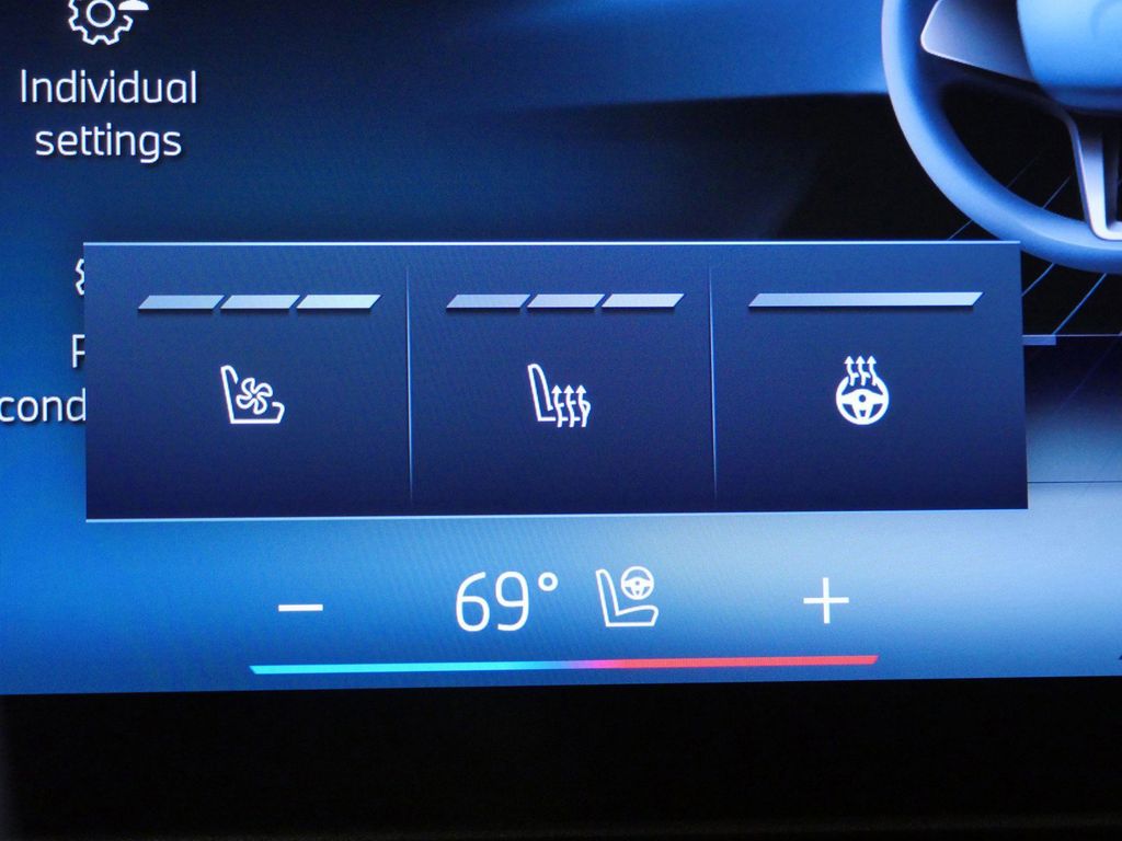 Thumbnail: 2024 BMW X5 - 15