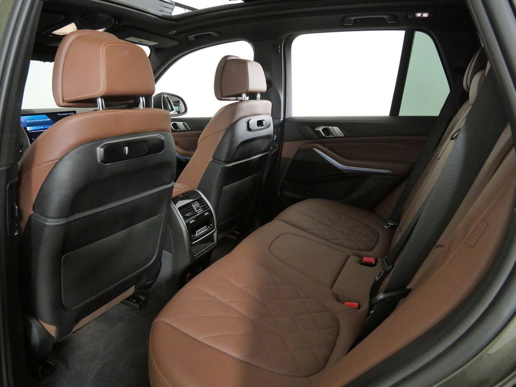 Thumbnail: 2024 BMW X5 - 35