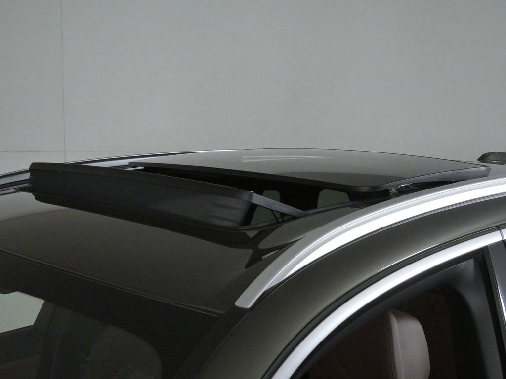 Thumbnail: 2024 BMW X5 - 24
