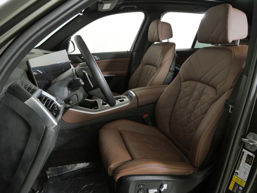 Thumbnail: 2024 BMW X5 - 39