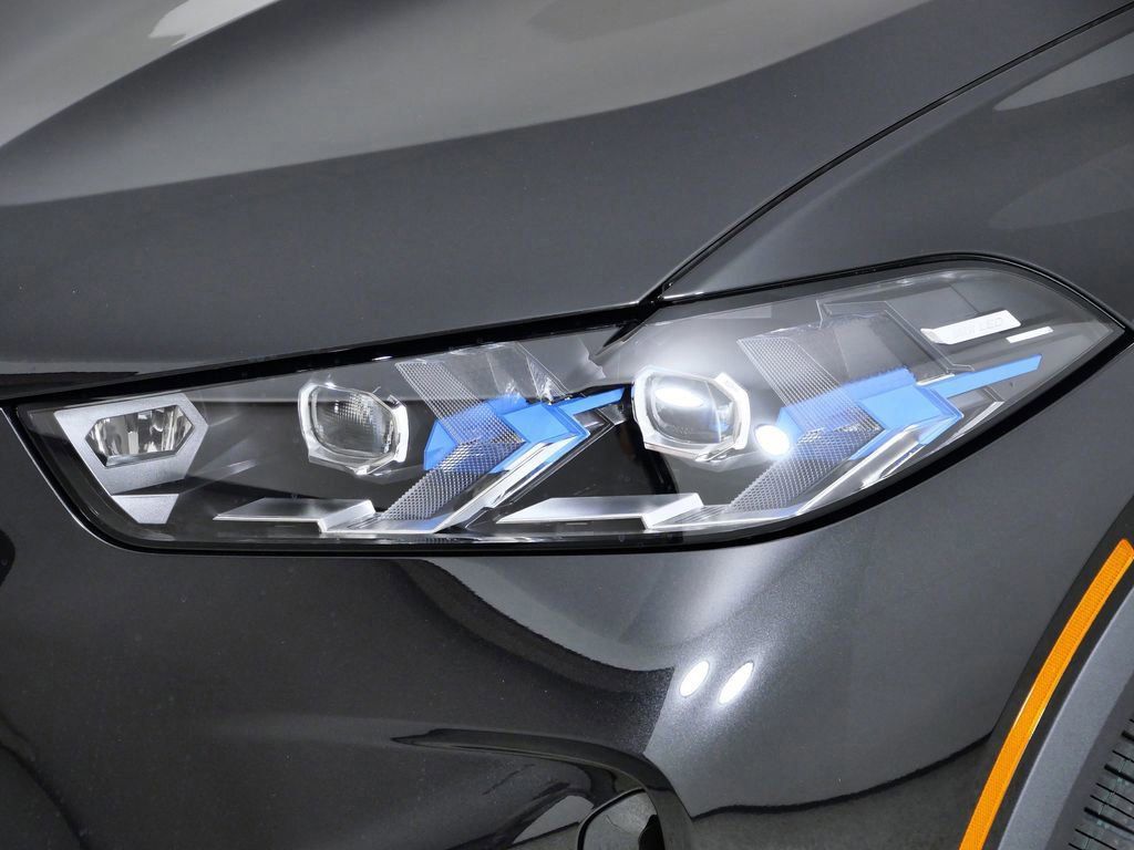 Thumbnail: 2026 BMW X5 - 17