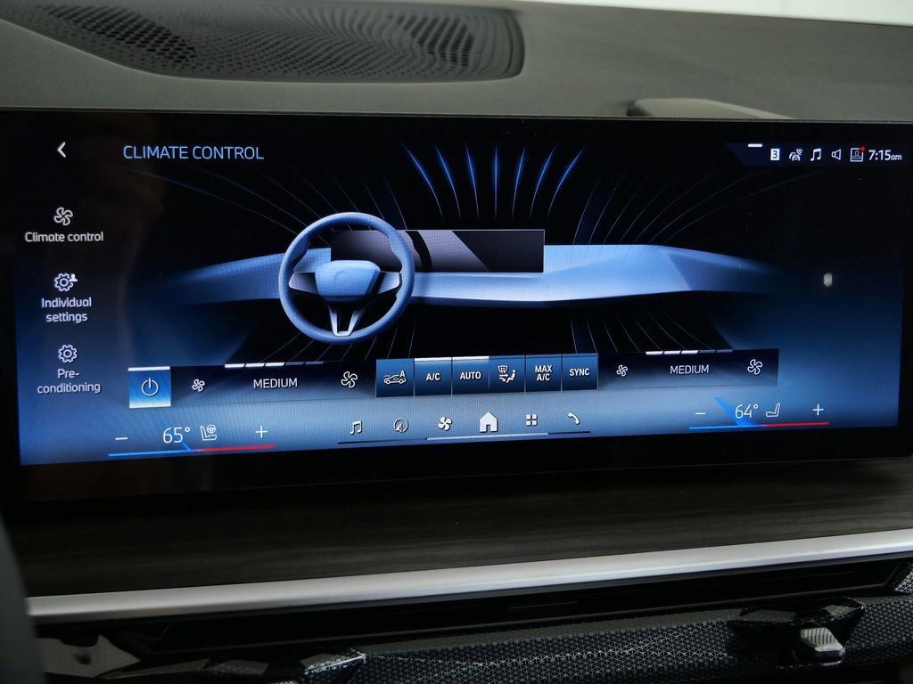 Thumbnail: 2026 BMW X5 - 13