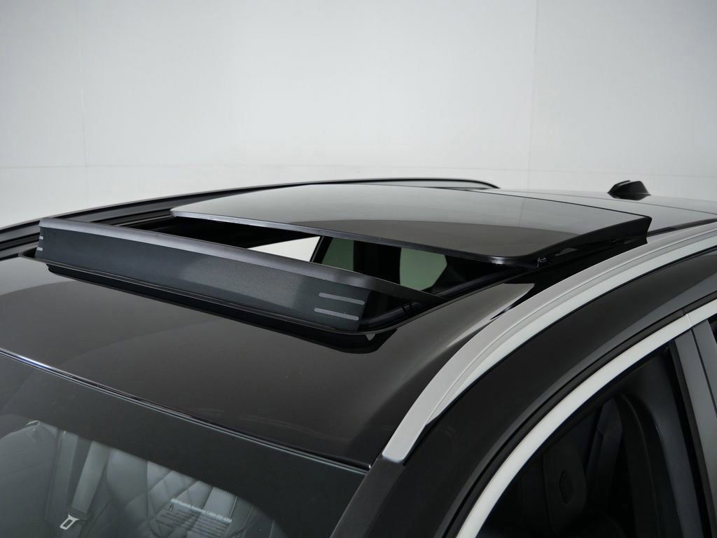 Thumbnail: 2026 BMW X5 - 26