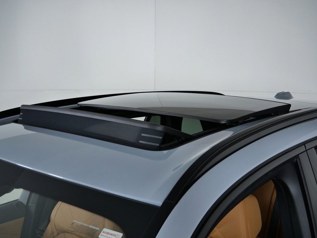Thumbnail: 2026 BMW X5 - 27
