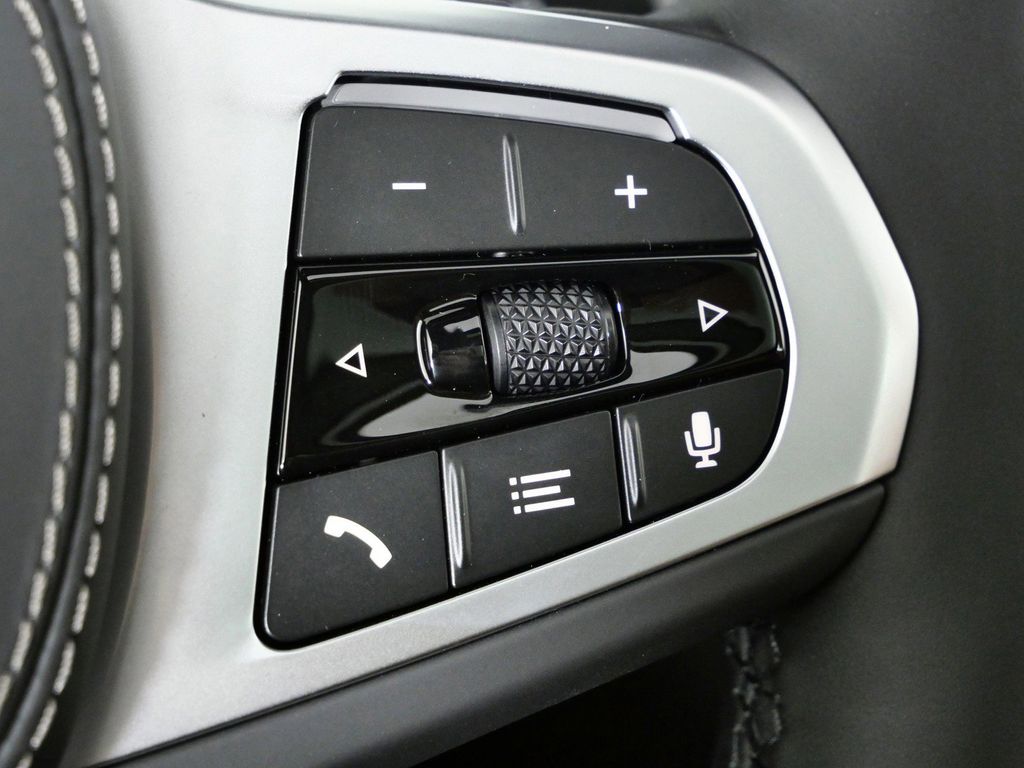 Thumbnail: 2026 BMW X5 - 45