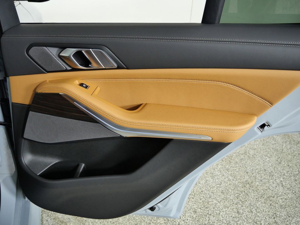 Thumbnail: 2026 BMW X5 - 31