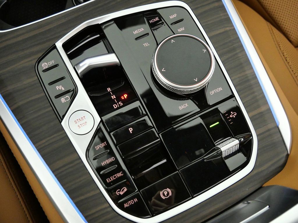 Thumbnail: 2026 BMW X5 - 50