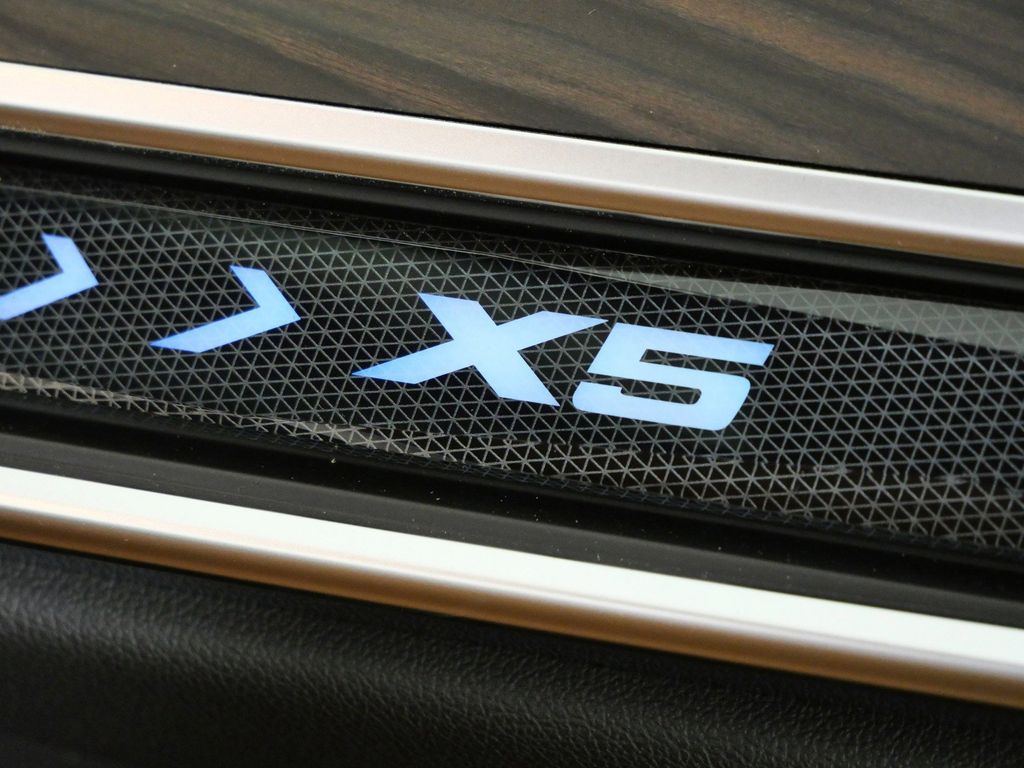Thumbnail: 2026 BMW X5 - 30