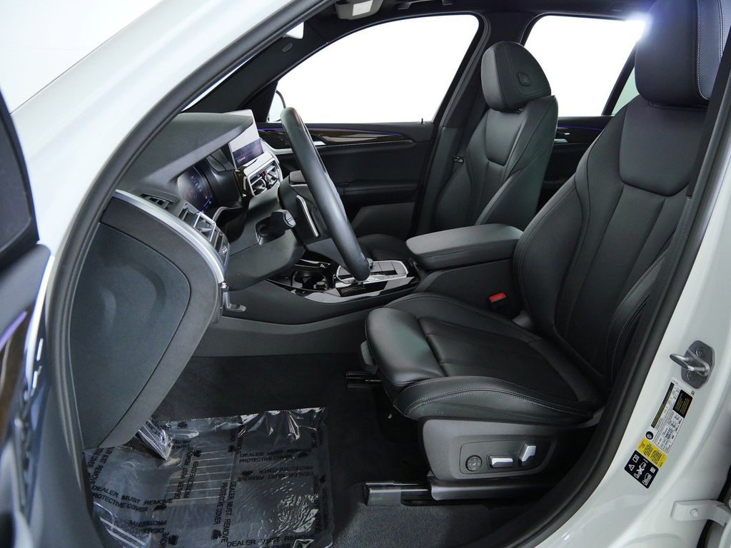 Thumbnail: 2023 BMW X3 - 36