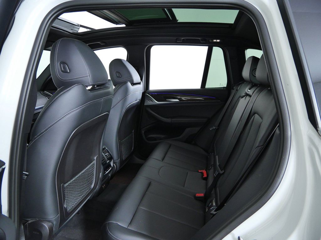 Thumbnail: 2023 BMW X3 - 33