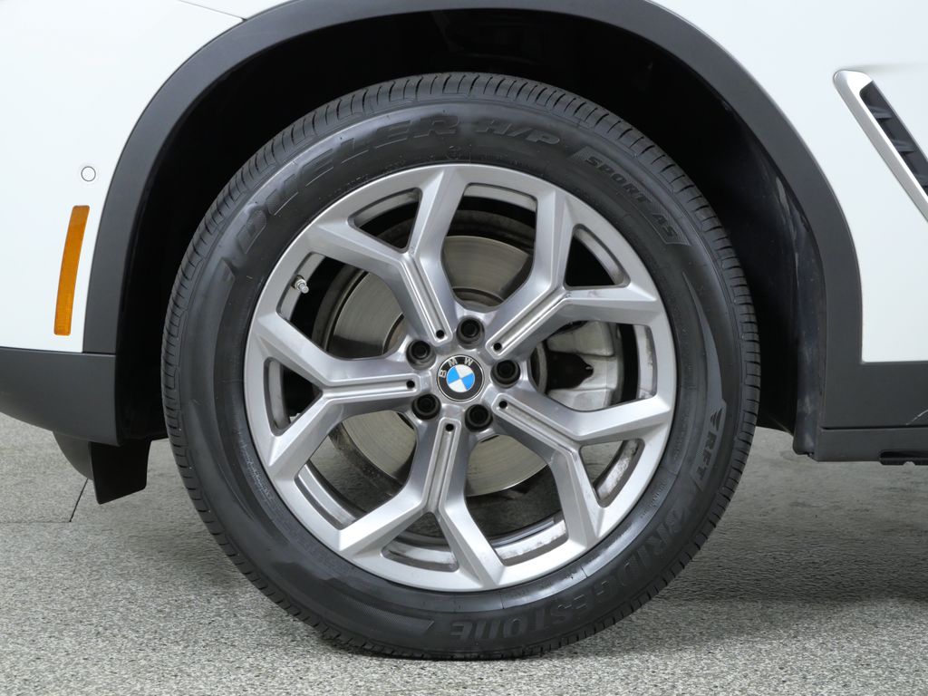 Thumbnail: 2023 BMW X3 - 8