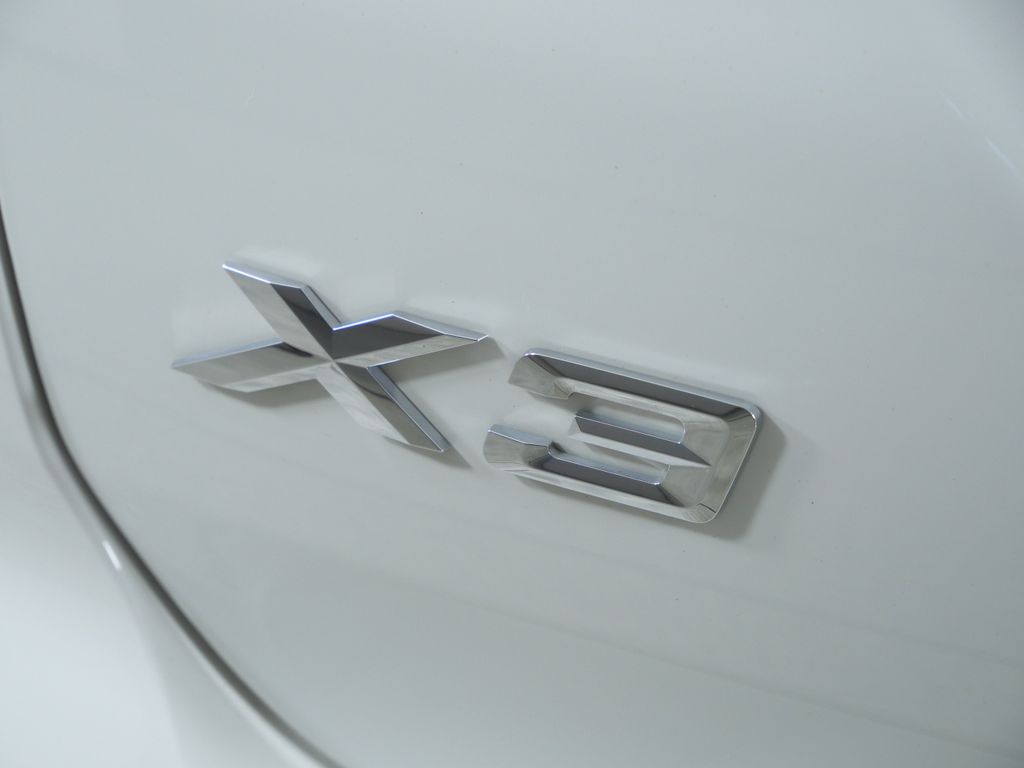 Thumbnail: 2023 BMW X3 - 26