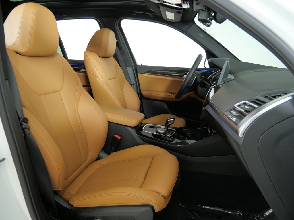 Thumbnail: 2023 BMW X3 - 11