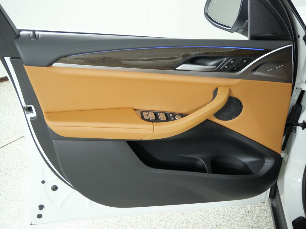 Thumbnail: 2023 BMW X3 - 38