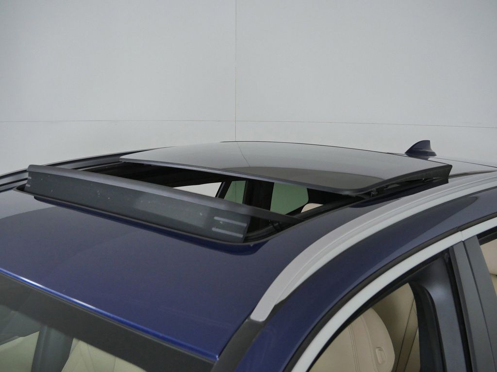 Thumbnail: 2022 BMW X3 - 25