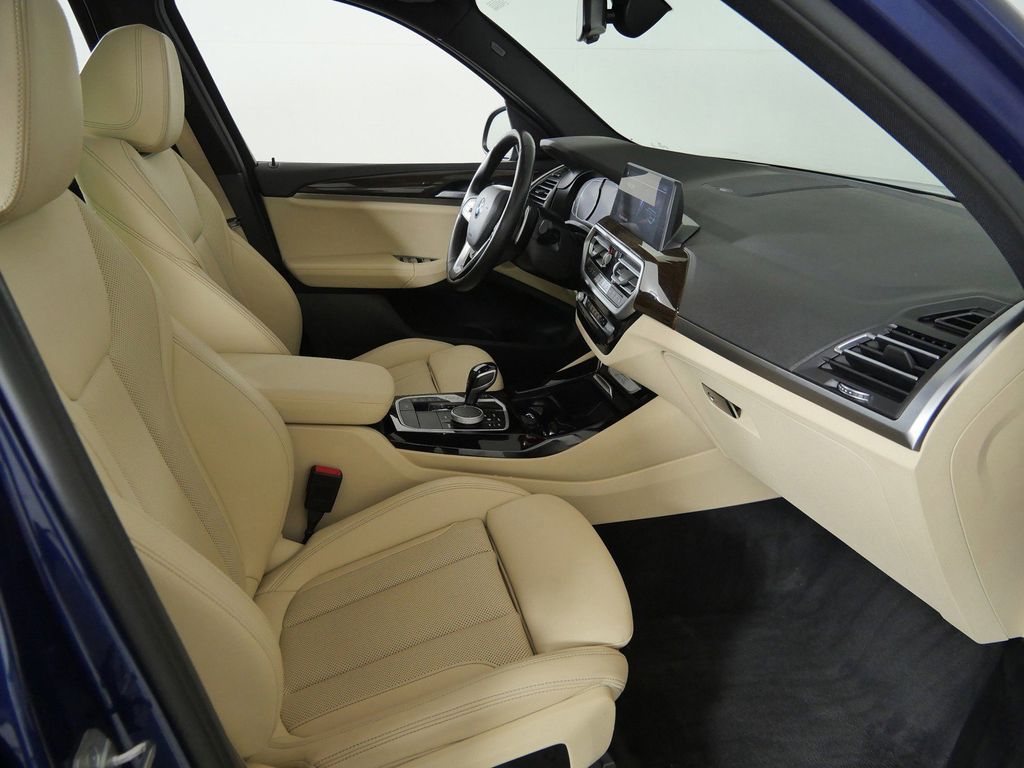Thumbnail: 2022 BMW X3 - 9