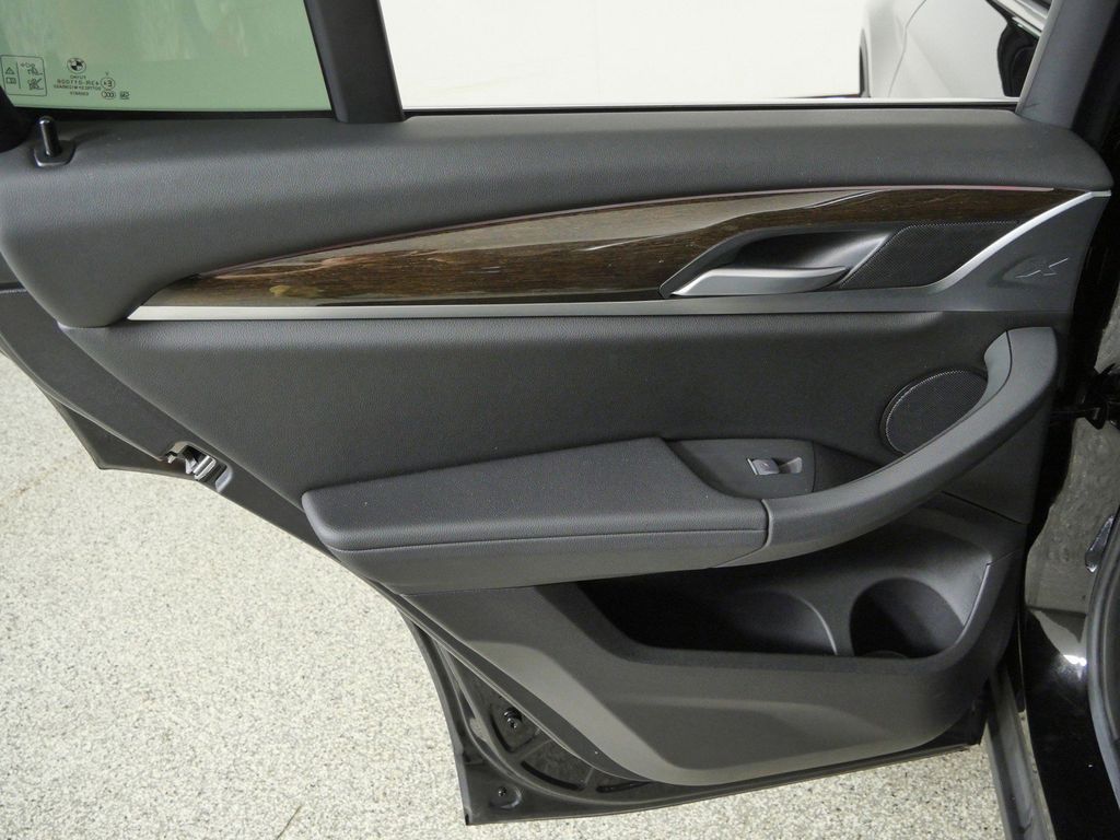 Thumbnail: 2024 BMW X3 - 34