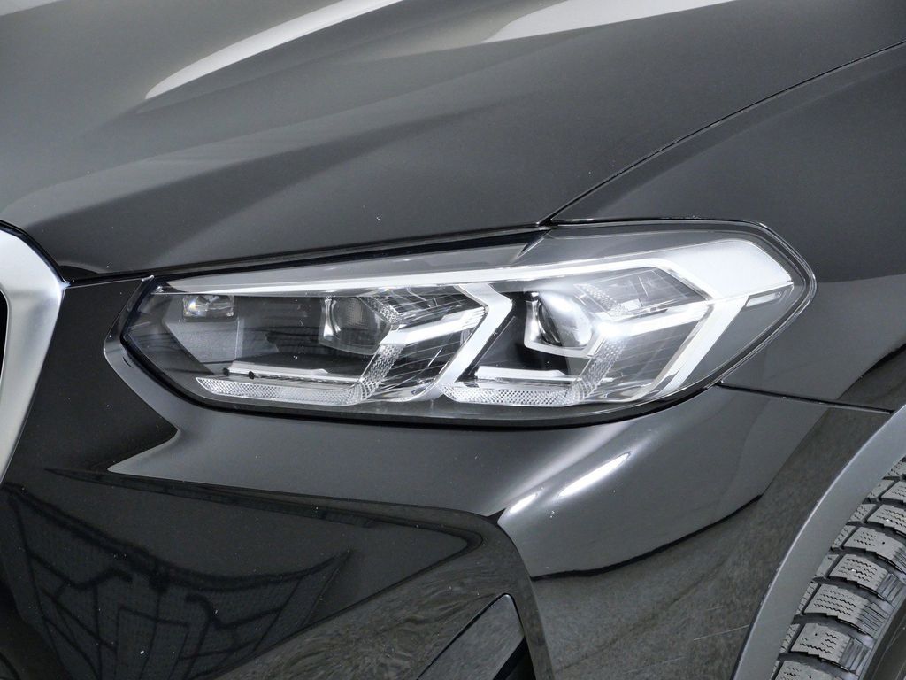 Thumbnail: 2022 BMW X3 - 15