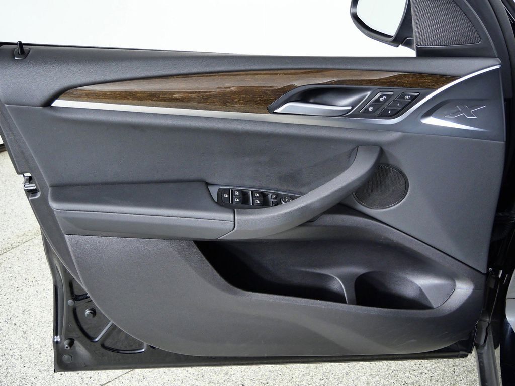 Thumbnail: 2022 BMW X3 - 34