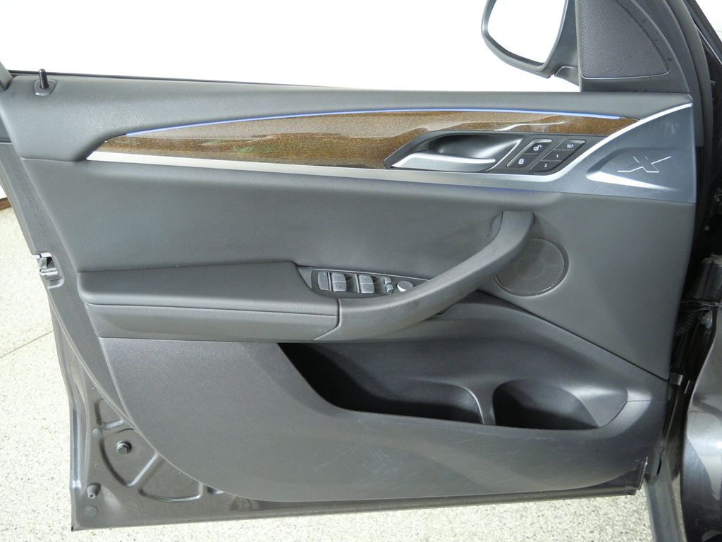 Thumbnail: 2024 BMW X3 - 37