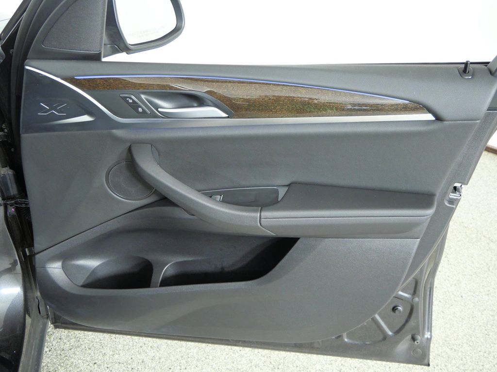 Thumbnail: 2024 BMW X3 - 28