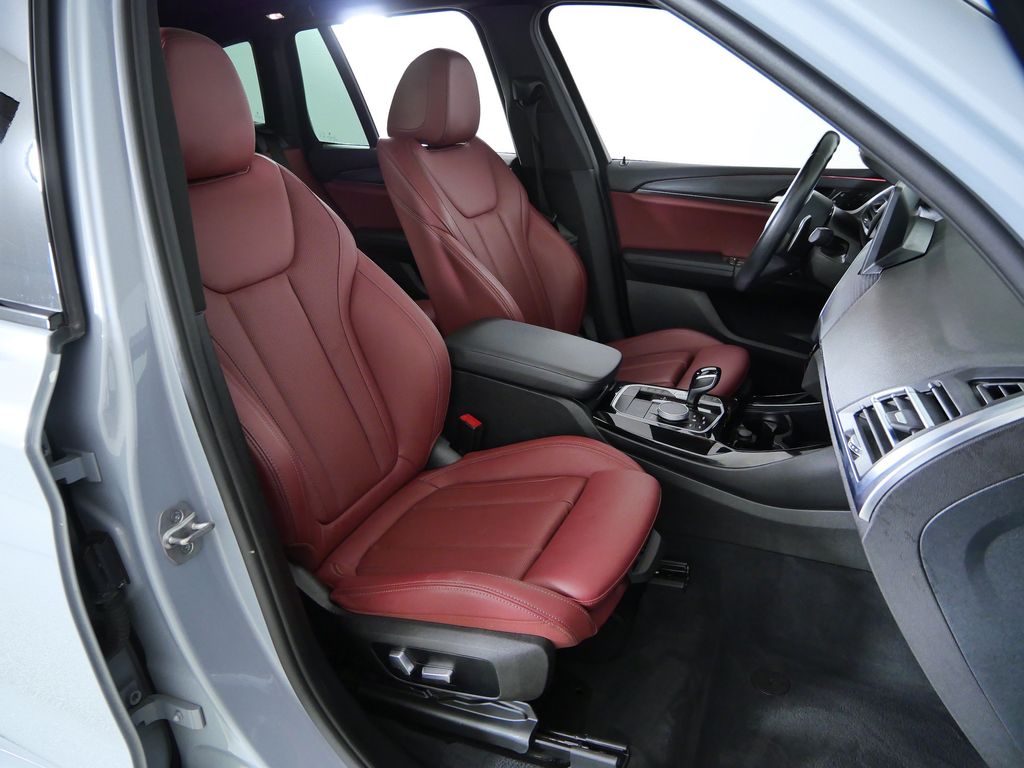 Thumbnail: 2023 BMW X3 - 11