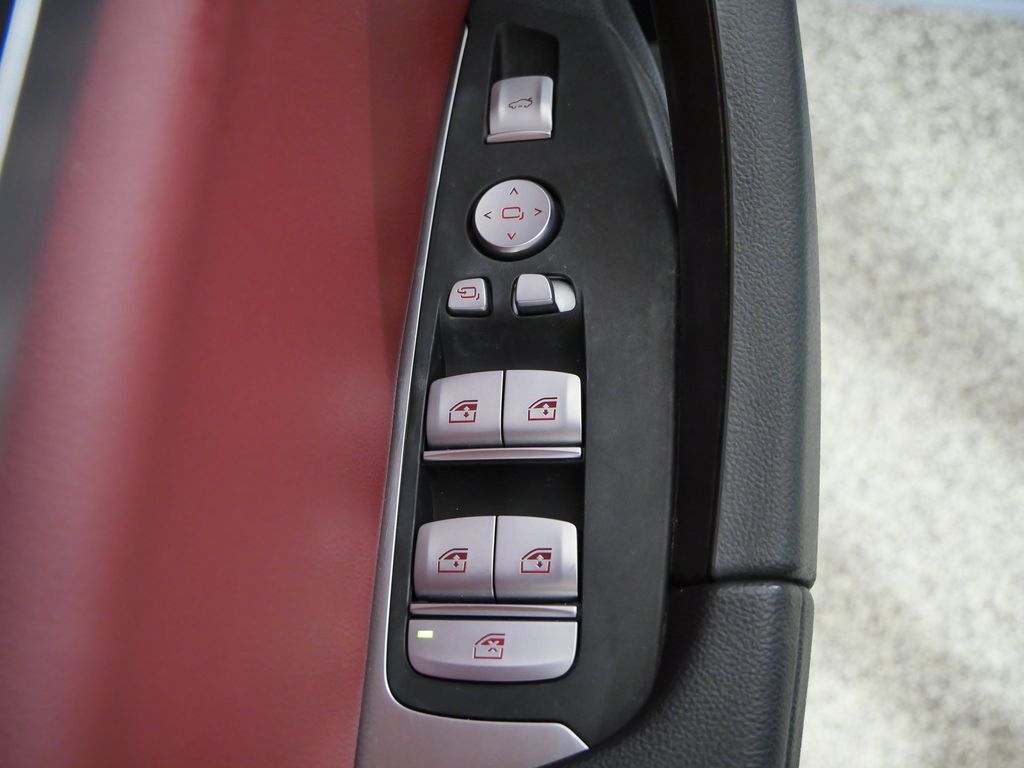 Thumbnail: 2023 BMW X3 - 16